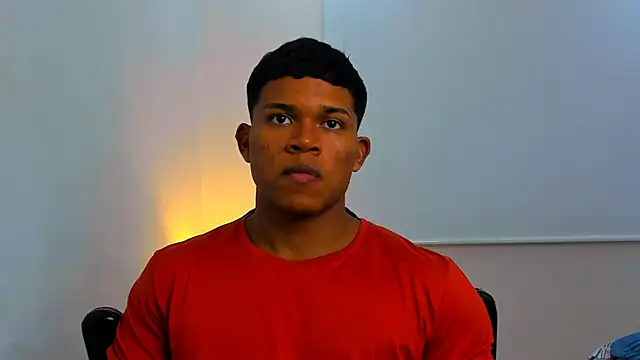 Snapshot of maxsteel177 chatting on March 16, 12:56 am maxsteel177 online show from March 16, 12:56 am