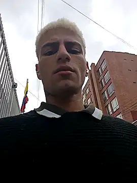 dany hardy online show from September 29, 8:46 pm