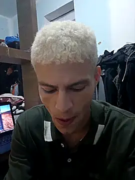 dany hardy online show from October 4, 6:11 am