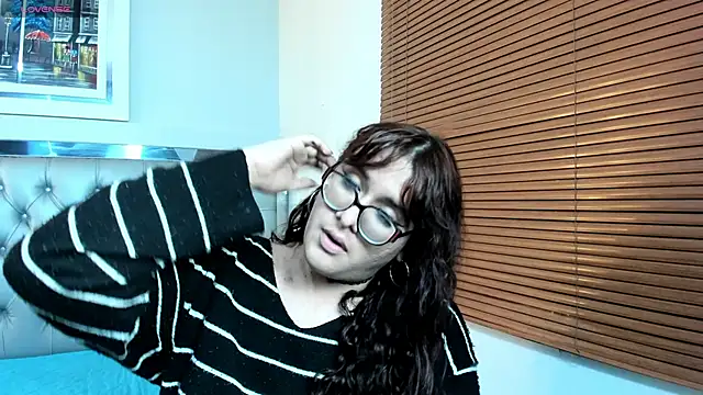 Snapshot of kathepickmanx chatting on May 10, 3:44 am kathepickmanx online show from May 10, 3:44 am
