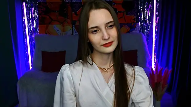 Snapshot of SamanthaaaWalker chatting on February 8, 6:44 pm SamanthaaaWalker online show from February 8, 6:44 pm