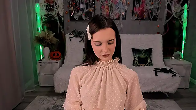 Snapshot of SamanthaaaWalker chatting on October 12, 12:26 pm SamanthaaaWalker online show from October 12, 12:26 pm