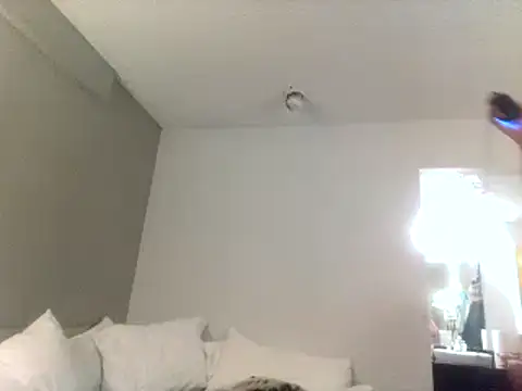 Snapshot of AQuickPhyx chatting on February 20, 1:57 am AQuickPhyx online show from February 20, 1:57 am