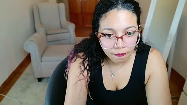 Snapshot of SelenaBlumX chatting on January 25, 9:35 pm SelenaBlumX online show from January 25, 9:35 pm