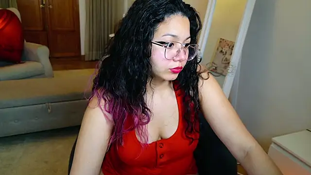 Snapshot of SelenaBlumX chatting on March 16, 9:05 pm SelenaBlumX online show from March 16, 9:05 pm