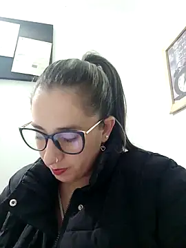 CHARLOTTE 1711 online show from February 9, 1:22 am