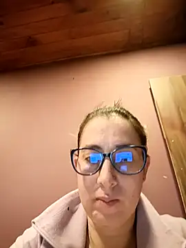 CHARLOTTE 1711 online show from May 3, 11:11 pm