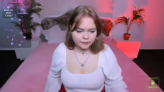 Snapshot of Erica__Alta chatting on September 27, 5:45 am Erica Alta online show from September 27, 5:45 am