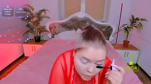 Snapshot of Erica__Alta chatting on October 25, 5:59 am Erica Alta online show from October 25, 5:59 am