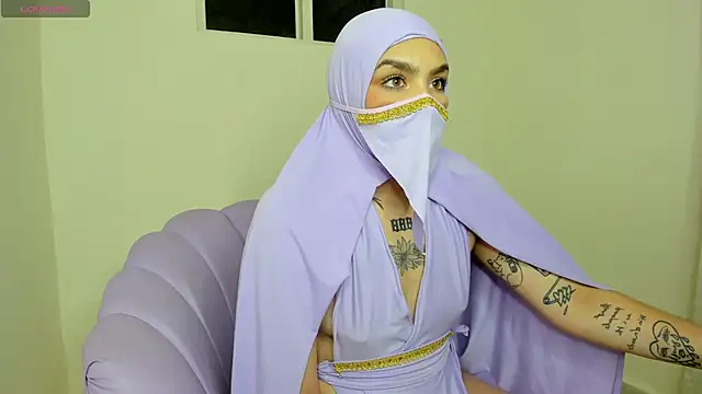 Snapshot of Maissa_Alabi chatting on January 20, 7:46 pm Maissa Alabi online show from January 20, 7:46 pm