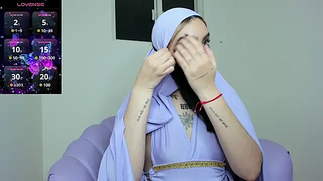 Snapshot of Maissa_Alabi chatting on January 21, 8:11 pm Maissa Alabi online show from January 21, 8:11 pm