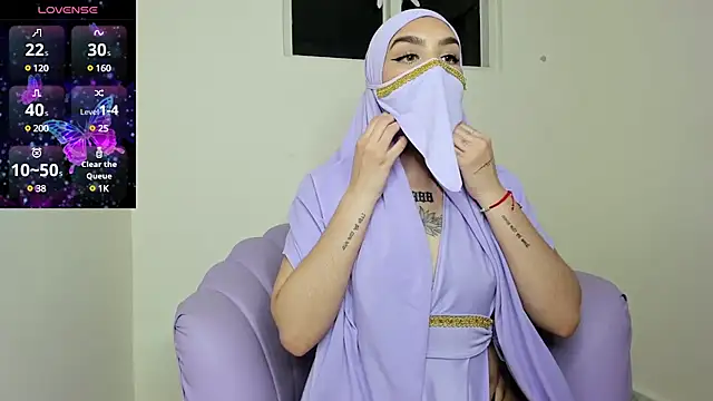 Snapshot of Maissa_Alabi chatting on January 22, 8:06 pm Maissa Alabi online show from January 22, 8:06 pm