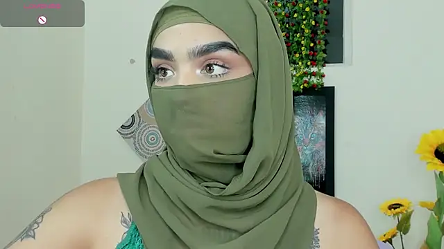 Snapshot of Maissa_Alabi chatting on September 19, 7:36 pm Maissa Alabi online show from September 19, 7:36 pm