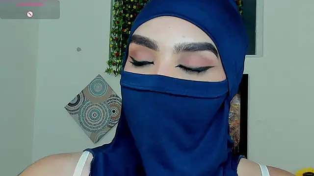 Snapshot of Maissa_Alabi chatting on October 2, 7:10 pm Maissa Alabi online show from October 2, 7:10 pm