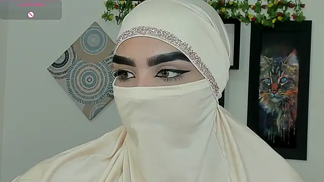 Snapshot of Maissa_Alabi chatting on October 22, 9:47 pm Maissa Alabi online show from October 22, 9:47 pm