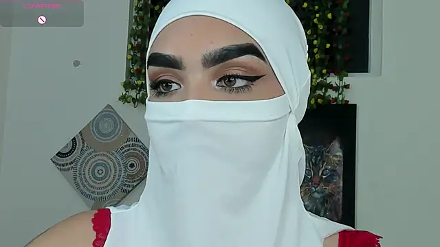 Snapshot of Maissa_Alabi chatting on October 31, 7:26 pm Maissa Alabi online show from October 31, 7:26 pm