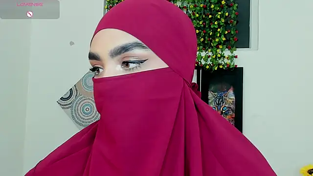 Snapshot of Maissa_Alabi chatting on December 3, 7:01 pm Maissa Alabi online show from December 3, 7:01 pm