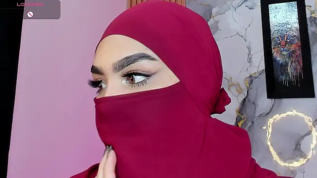 Snapshot of Maissa_Alabi chatting on May 9, 9:31 pm Maissa Alabi online show from May 9, 9:31 pm