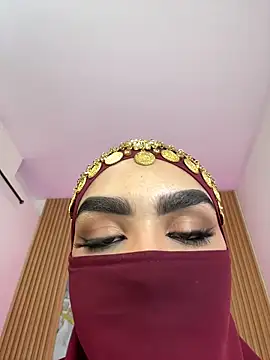 Snapshot of Maissa_Alabi chatting on May 13, 7:00 pm Maissa Alabi online show from May 13, 7:00 pm
