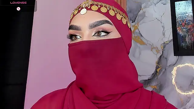 Snapshot of Maissa_Alabi chatting on May 21, 8:27 pm Maissa Alabi online show from May 21, 8:27 pm