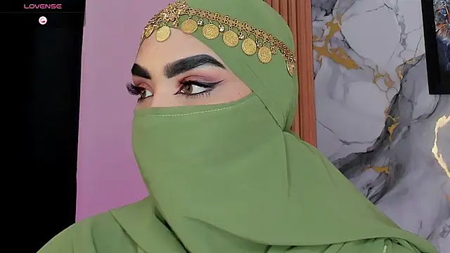 Snapshot of Maissa_Alabi chatting on June 10, 6:18 pm Maissa Alabi online show from June 10, 6:18 pm