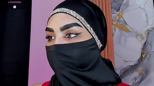 Maissa Alabi online show from July 11, 8:44 pm