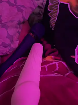 Lilymoonshow online show from March 17, 5:05 pm