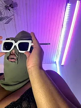 Lilymoonshow online show from September 15, 2:28 pm