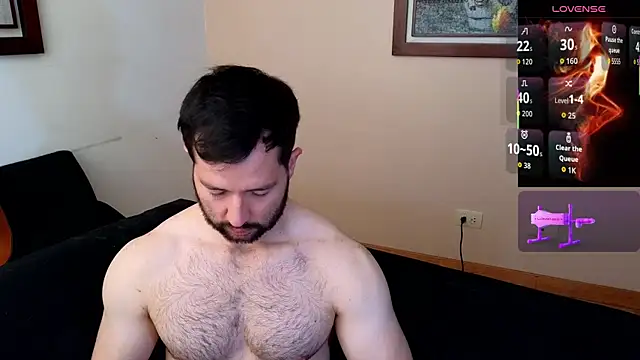 Snapshot of hairyncuteass chatting on July 14, 1:50 pm hairyncuteass online show from July 14, 1:50 pm