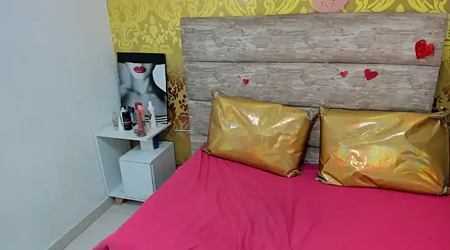 HornyRouse  online show from March 10, 10:04 am