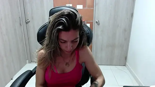 Princezzlove3 online show from March 4, 12:18 am