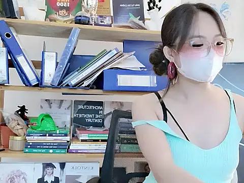 Snapshot of Lush-Office chatting on July 18, 1:15 pm Lush-Office online show from July 18, 1:15 pm