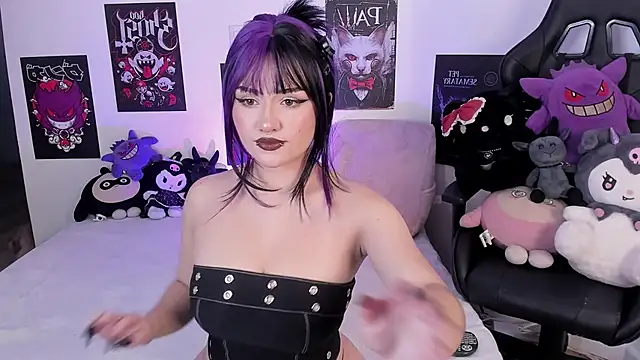 raven  white1 online show from February 6, 8:34 pm