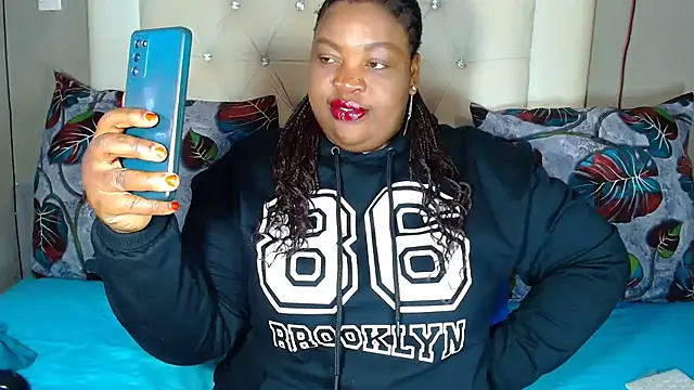 Snapshot of omalicha98 chatting on July 4, 7:58 am omalicha98 online show from July 4, 7:58 am