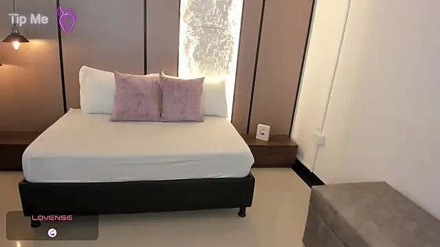 lilly ass  online show from November 17, 1:06 pm