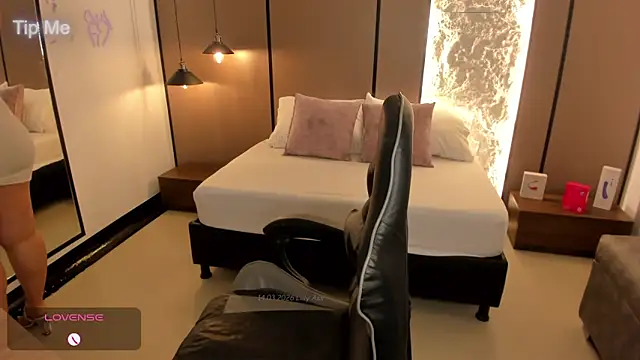 lilly ass  online show from March 14, 12:54 pm