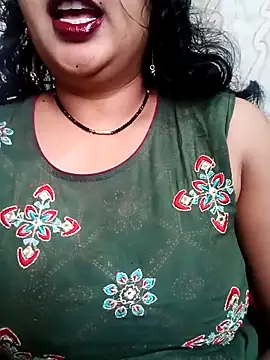 Snapshot of Haseena_Baby chatting on May 4, 10:22 am Haseena Baby online show from May 4, 10:22 am