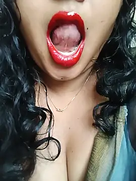 Snapshot of Haseena_Baby chatting on June 28, 6:52 am Haseena Baby online show from June 28, 6:52 am