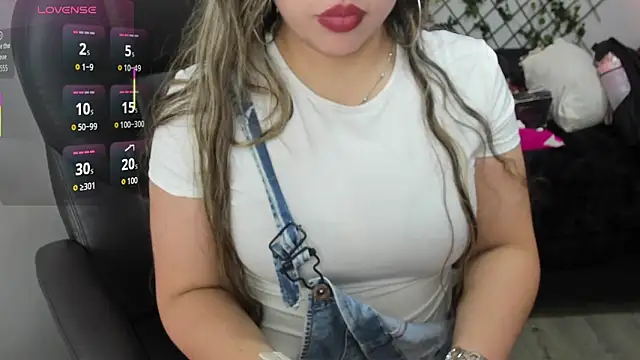 zahra Jalid online show from October 21, 9:04 pm