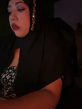 Snapshot of zahra_Jalid chatting on June 2, 9:06 pm zahra Jalid online show from June 2, 9:06 pm