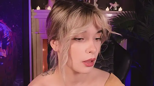 Bella Alita online show from January 18, 8:30 pm