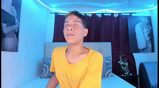 Ethan Boyy online show from February 2, 9:40 am