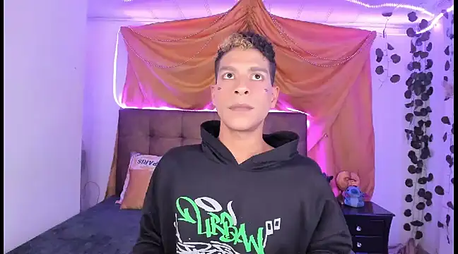 Ethan Boyy online show from March 9, 1:46 am