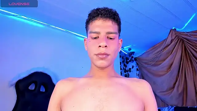 Ethan Boyy online show from November 28, 11:18 pm