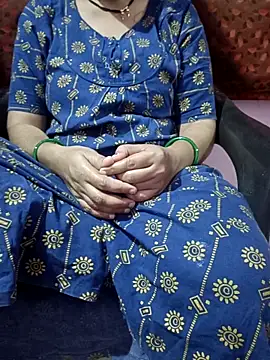 Snapshot of namitahot chatting on October 12, 2:27 pm namitahot online show from October 12, 2:27 pm