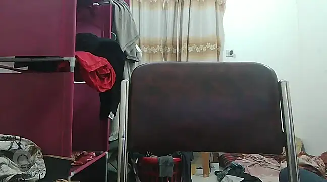 Snapshot of rabir334 chatting on February 13, 8:03 pm rabir334 online show from February 13, 8:03 pm