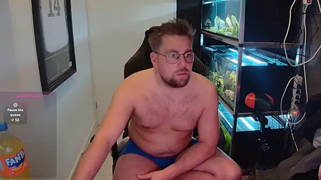 Snapshot of justinitt chatting on January 19, 8:30 pm justinitt online show from January 19, 8:30 pm