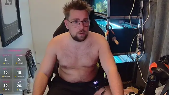 Snapshot of justinitt chatting on January 27, 4:22 pm justinitt online show from January 27, 4:22 pm