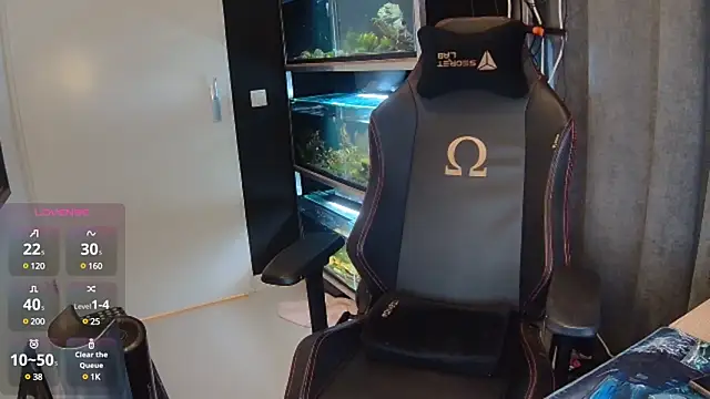 Snapshot of justinitt chatting on February 11, 4:35 pm justinitt online show from February 11, 4:35 pm