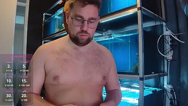 Snapshot of justinitt chatting on February 17, 2:26 pm justinitt online show from February 17, 2:26 pm